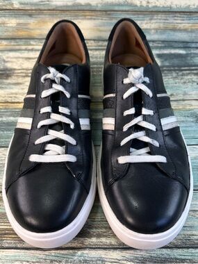 Clarks Un Maui Band Casual Sneaker Womens 9.5M Black Leather Walking Tennis Shoe